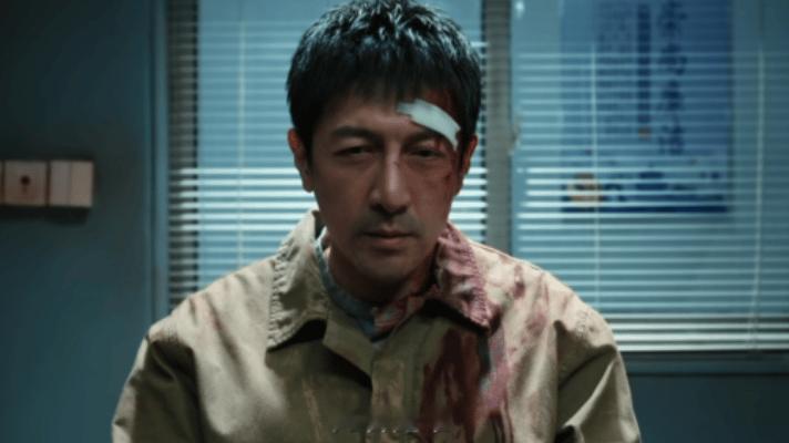 勾引观众的事这剧全干了  看完前三集就被深深吸引了，尤其是正义的化身突然成了被怀