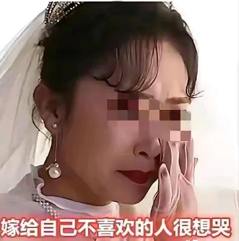 “婚内强...？”上海一男子与妻子结婚2年，一直分居。妻子一直不让男子与自己有肌