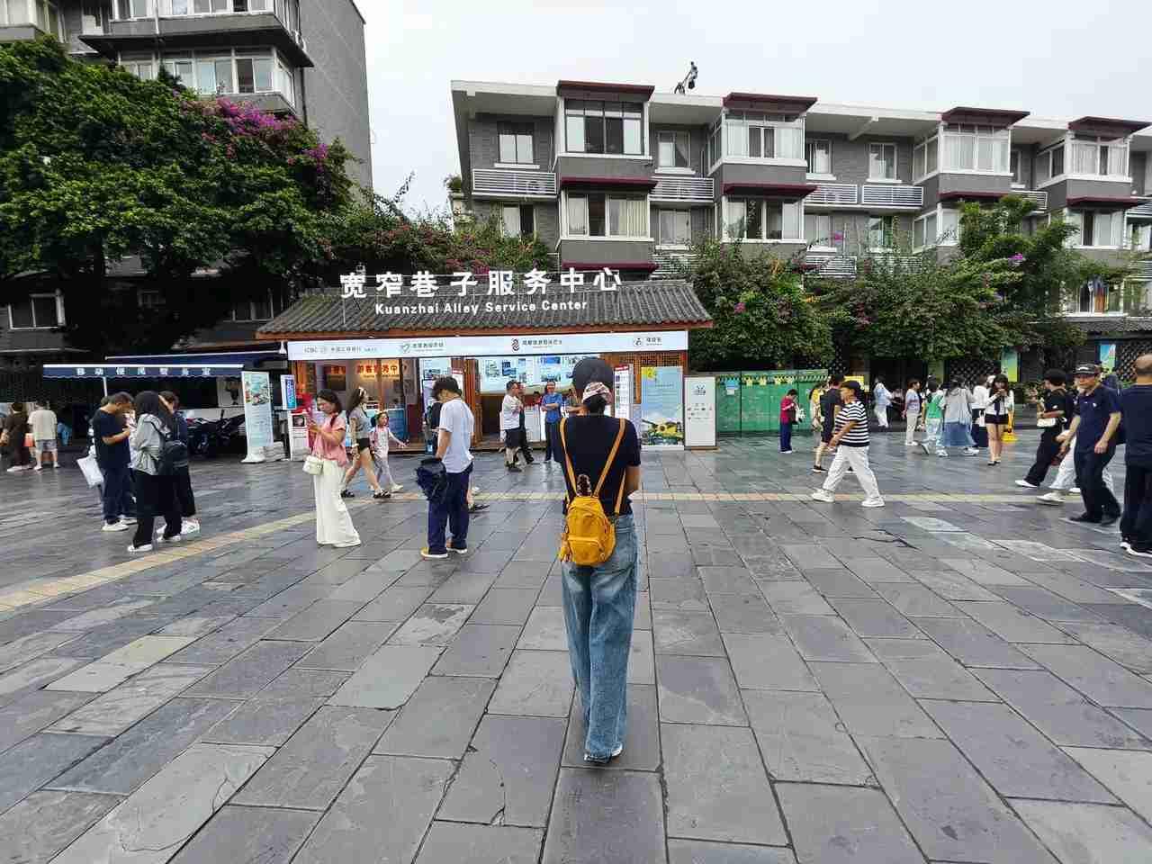 我的今日状态：😁轻松愉快
我这里的天气：☀️晴天

既然头条让我休息7天那我就