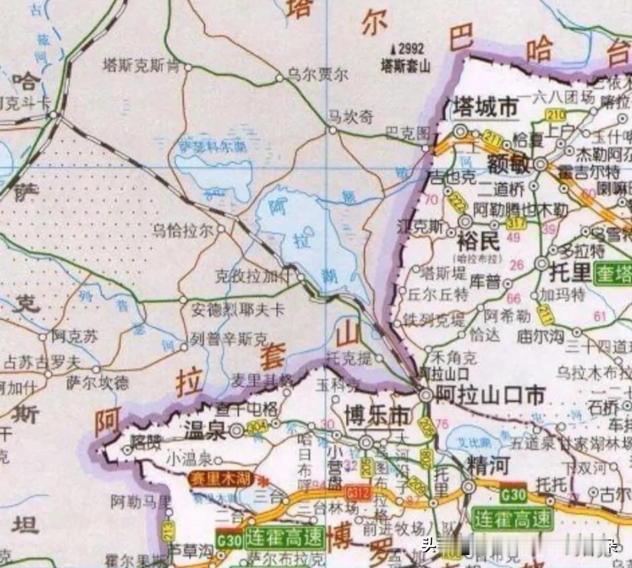 地图上看像“咬”进中国一块？阿拉山口这条凹界，藏着150年的国运转折

打开中国