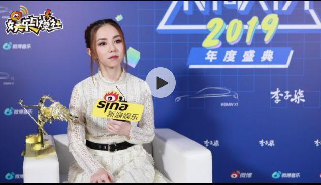 邓紫棋自曝减肥后遗症：三天不吃饭，狂吃16个番茄。

邓紫棋曾在一次采访中自曝：