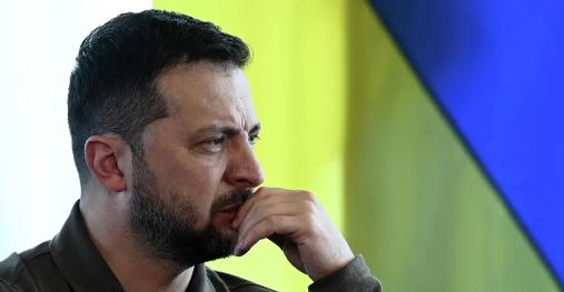 泽连斯基终于服软！据斯洛伐克经济部昨天消息，明天（26日），乌克兰将恢复通过“友