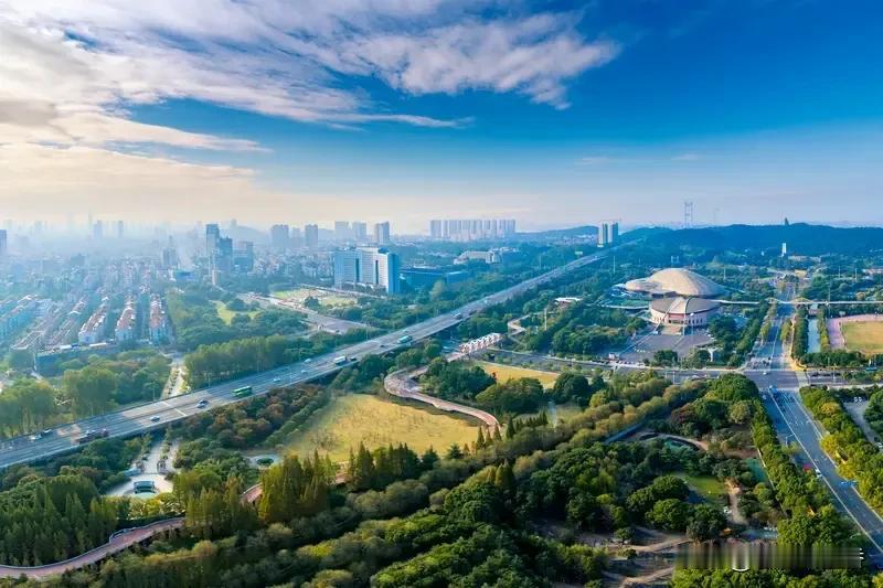 2025赛迪百强县榜单出炉，前10位里江苏省独占6席，还包揽前3位，简直太牛了！