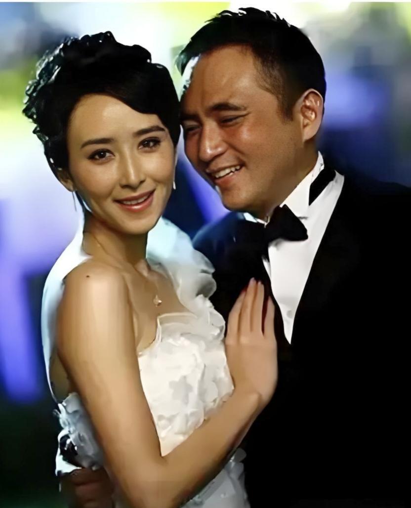 刘涛2007年嫁入豪门后闪电复出，这记耳光打醒了谁？
女明星嫁豪门，这剧本我看了