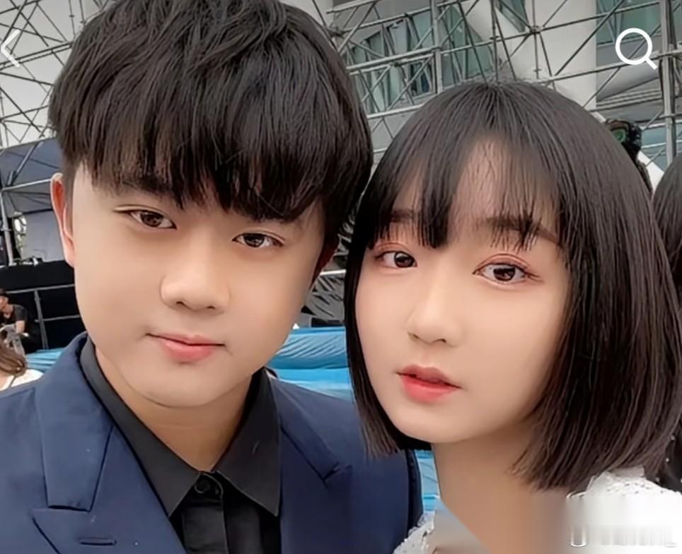 辛有志四个徒弟全跑光了。 今天凌晨，辛巴四大徒弟之一赵梦澈继时大漂亮之后，正式官