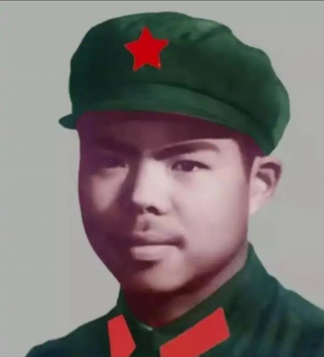 他是在1979年的中越自卫反击战中，为了不被俘虏，与敌人同归于尽，牺牲后没有任何