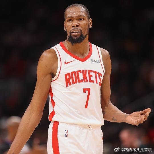 《杜兰特31分5断6失误！黄蜂豪取8连胜，这一战让我彻底看清3个事实》NBA常规