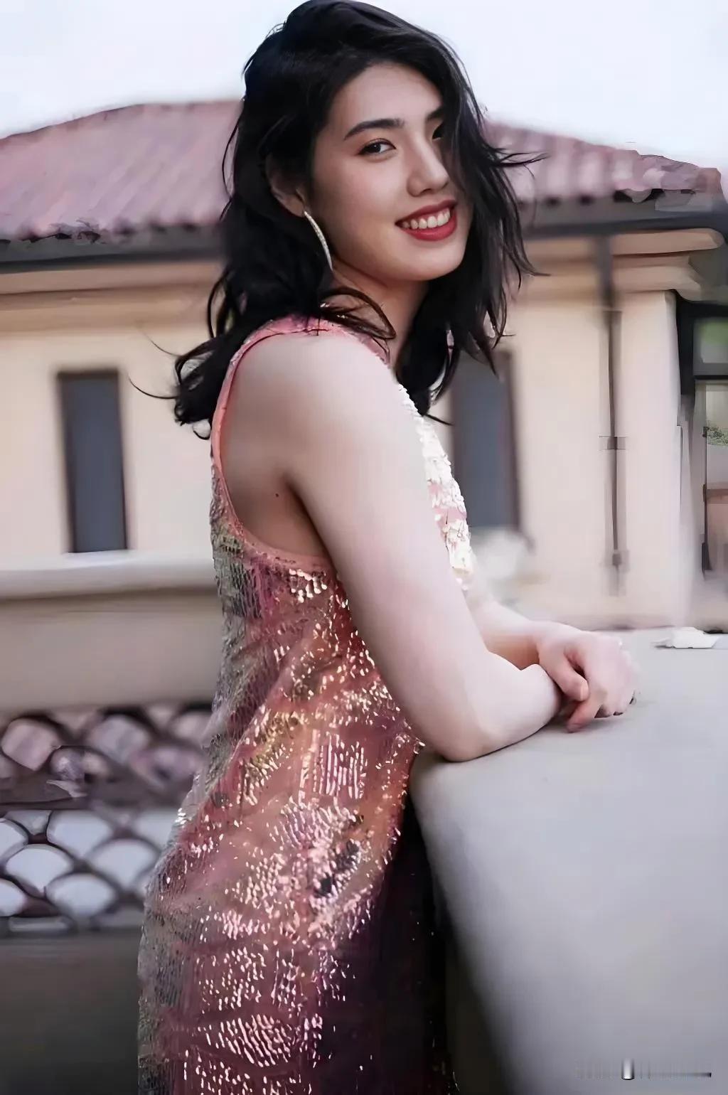 说句实话，张雨霏，作为如此优秀的游泳运动员，真的还能嫁出去了，看她这样的颜值和身