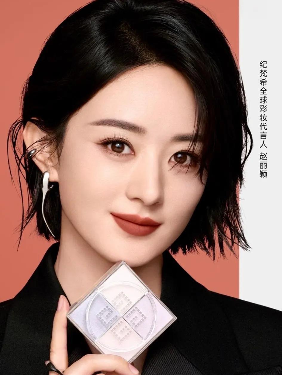 我的妈呀，此时此刻就想用几个字形容，“高级”“酷帅”“霸气”！
    好家伙，