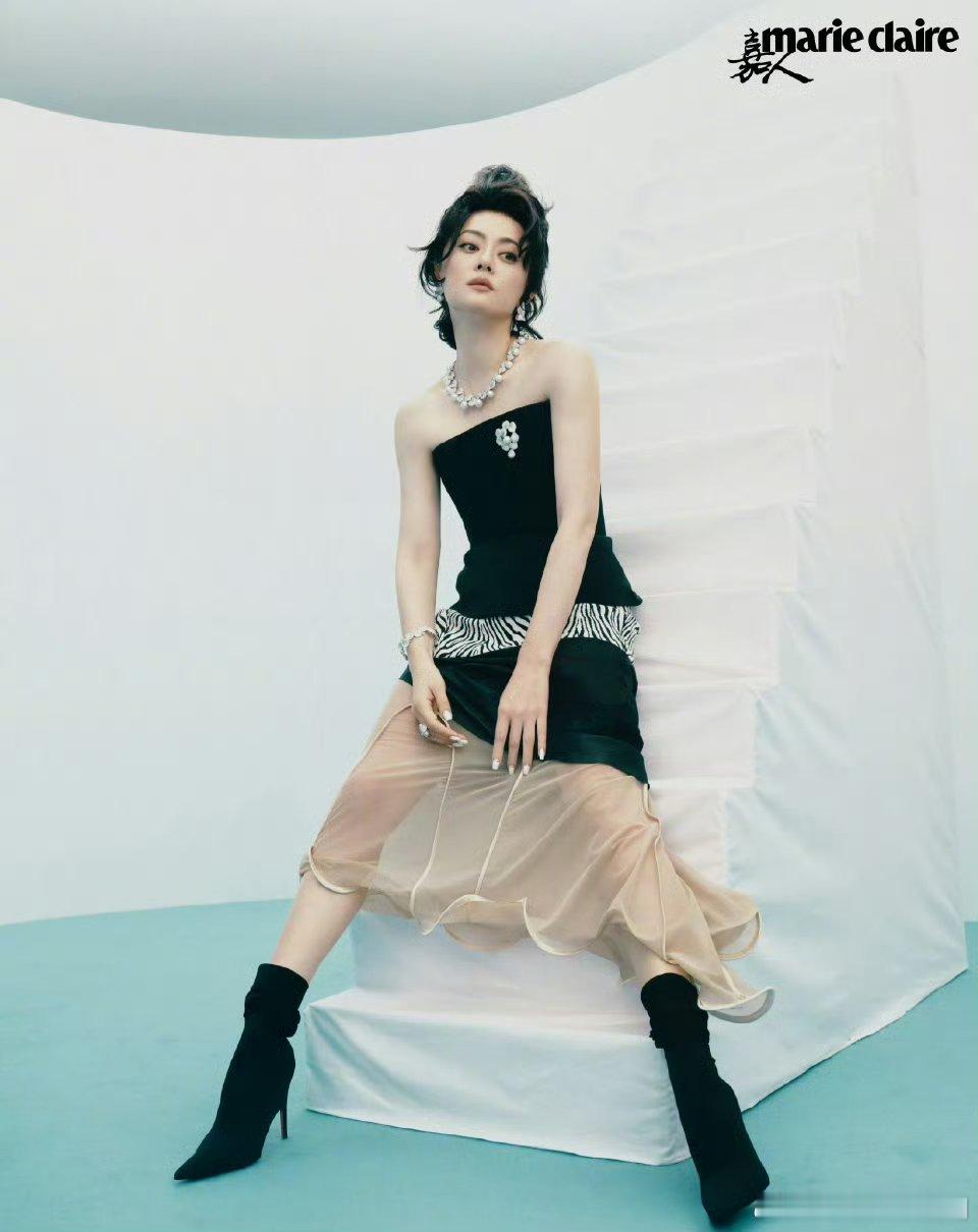 孙俪野生感慵懒画报孙俪这组画报太绝了，有少年的清爽松弛，又能变摩登复古，慵懒又有