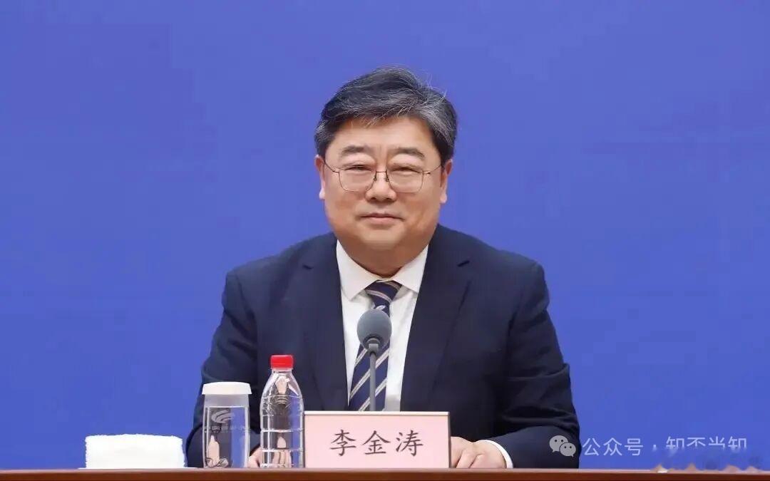 烟台市委常委、副市长李金涛，刚刚官宣落马了，这个黄渤海之城，最近反腐也挺厉害。李