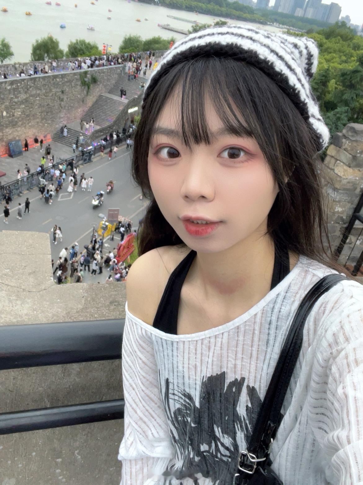我来看人了（x你们要的OOTD😎 ​​​