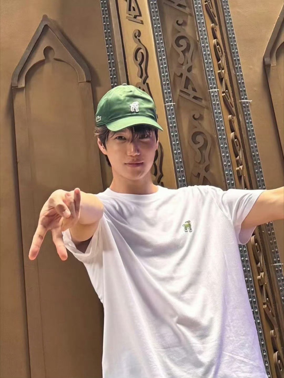 此男32？？？？ 金钟仁
