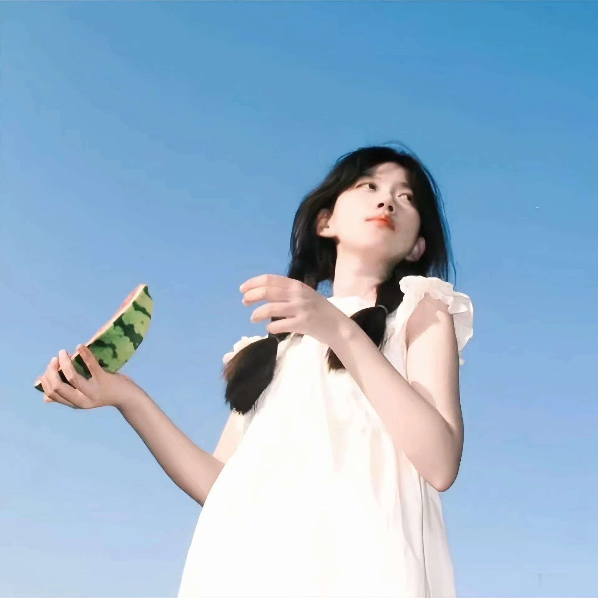 头像分享⌯˃ ᵕ ˂⌯ಣ女生头像l无水印高清I蓝色系女头 