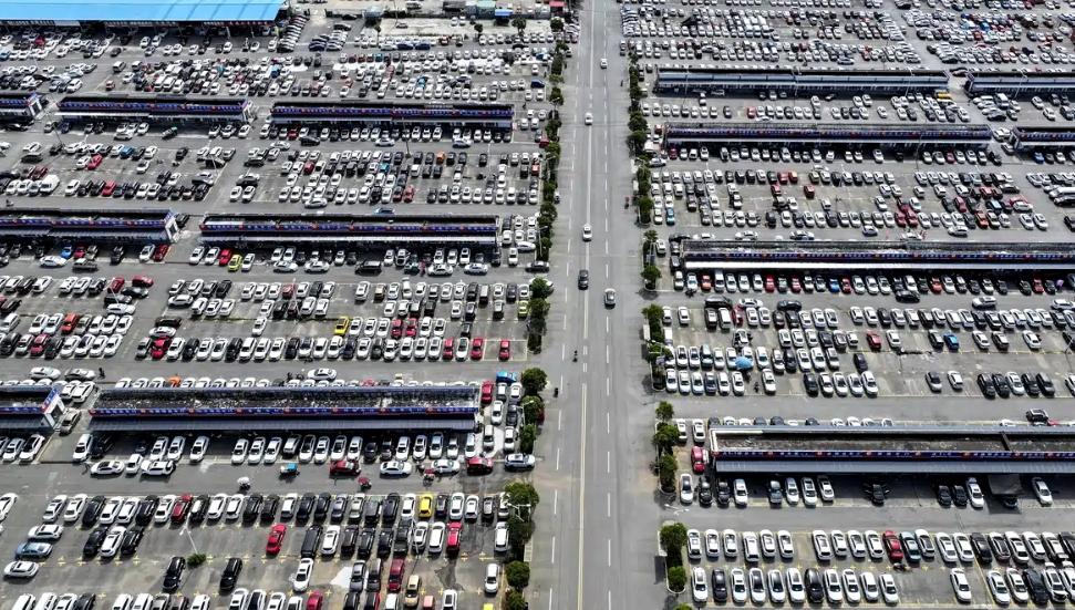“零公里二手车” 泛滥成灾，监管部门出手了！

早在今年 5 月，商务部就召集会