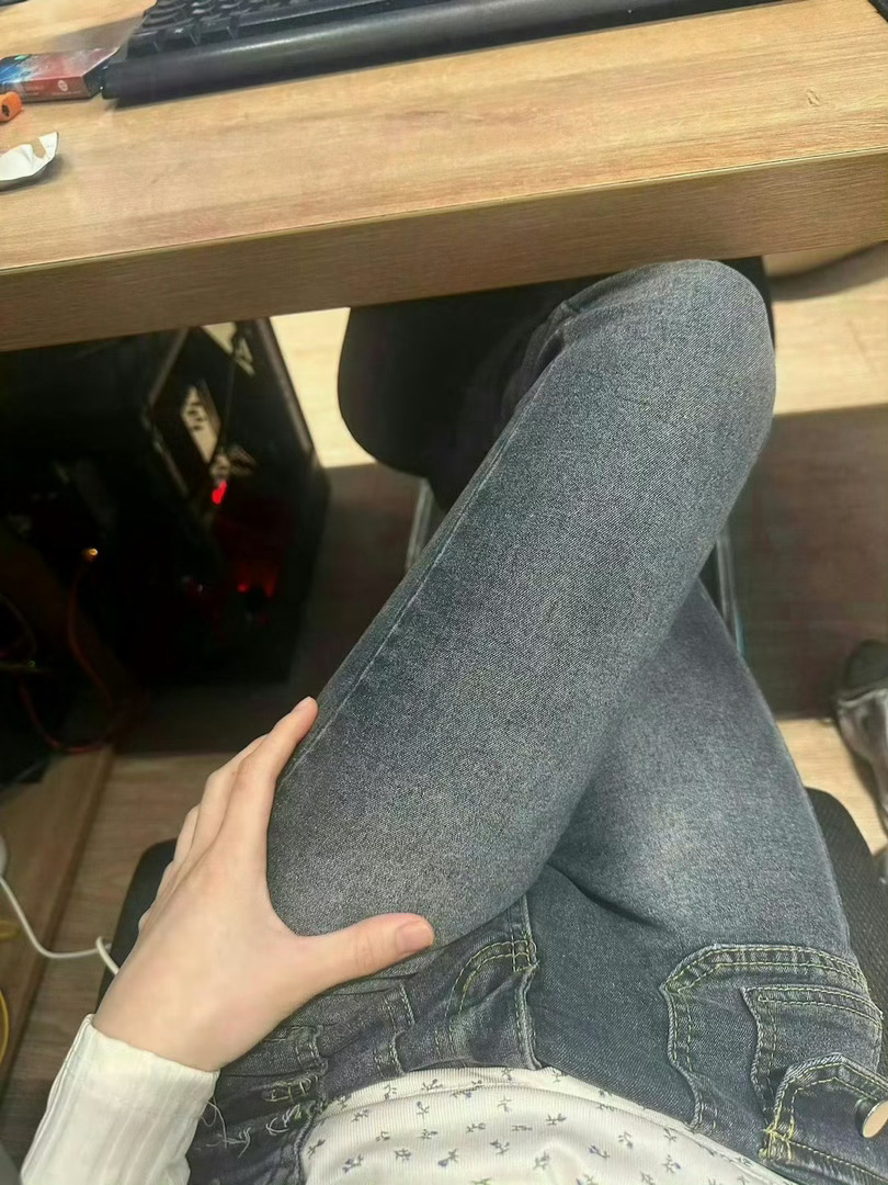 所以你闹小情绪是因为异地恋的我忽冷忽热吗   