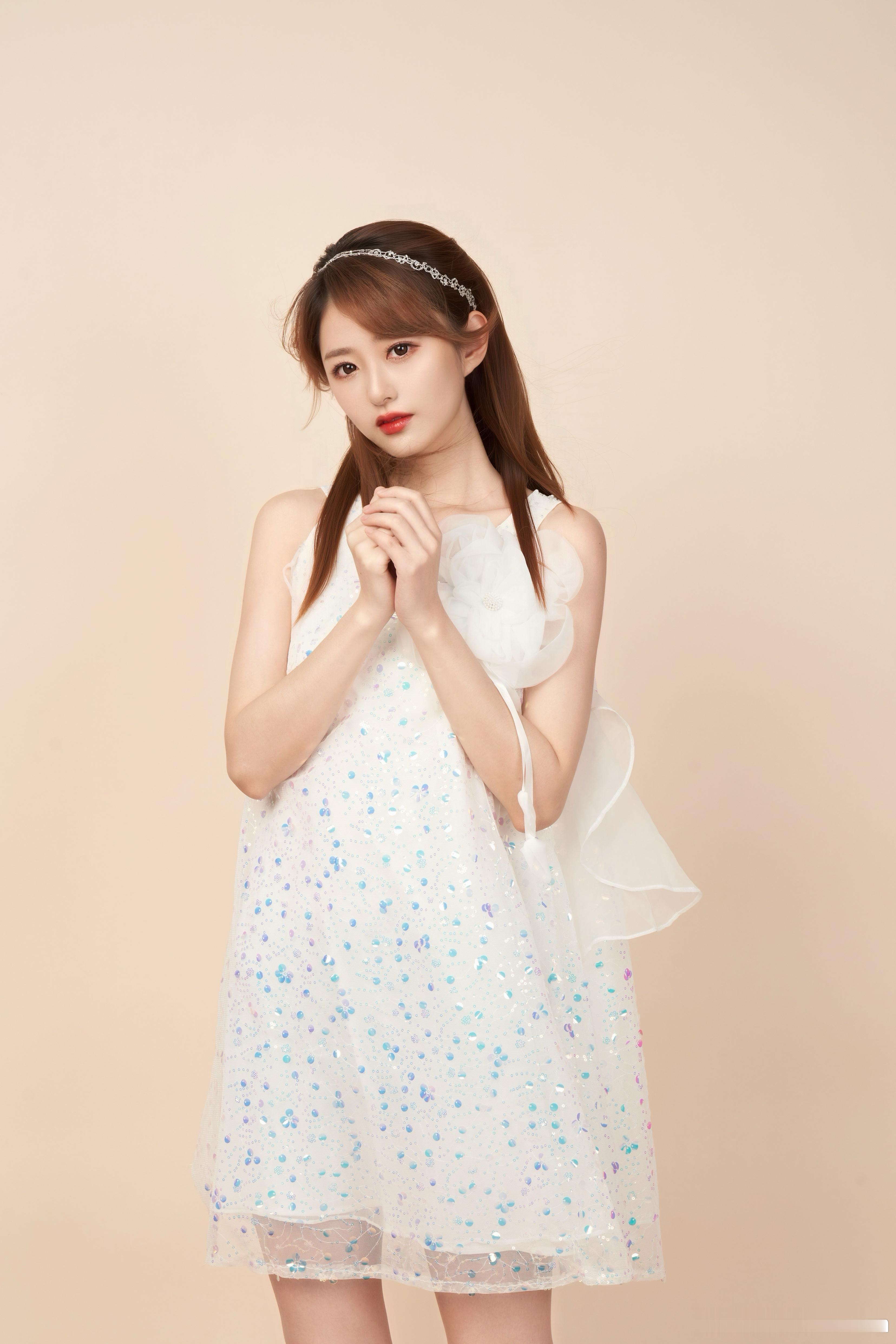 有时差，错过了库里的爆发，只能睁眼看看回放了  