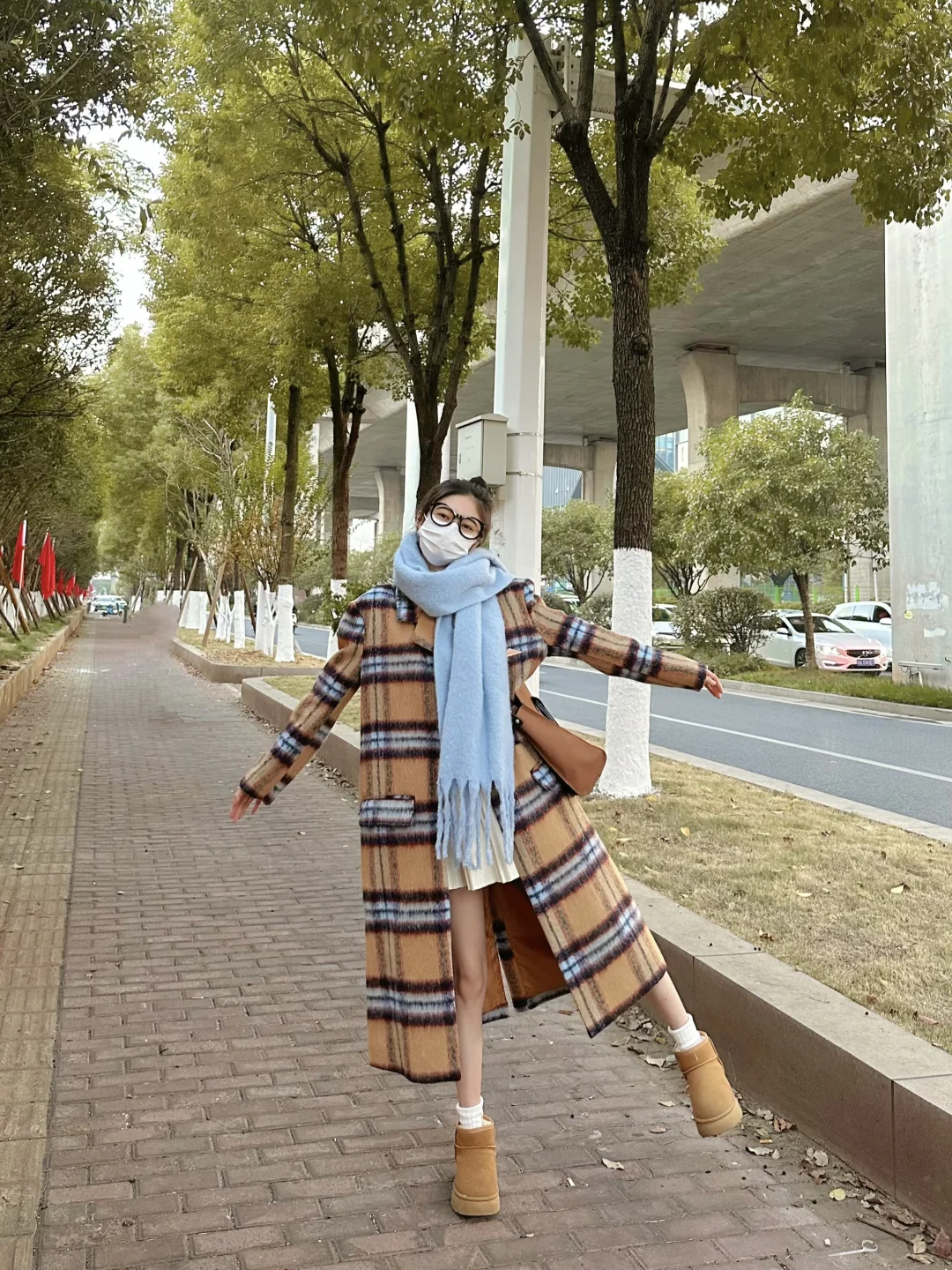 韩剧女主穿搭我悟了！氛围感大衣我的菜～