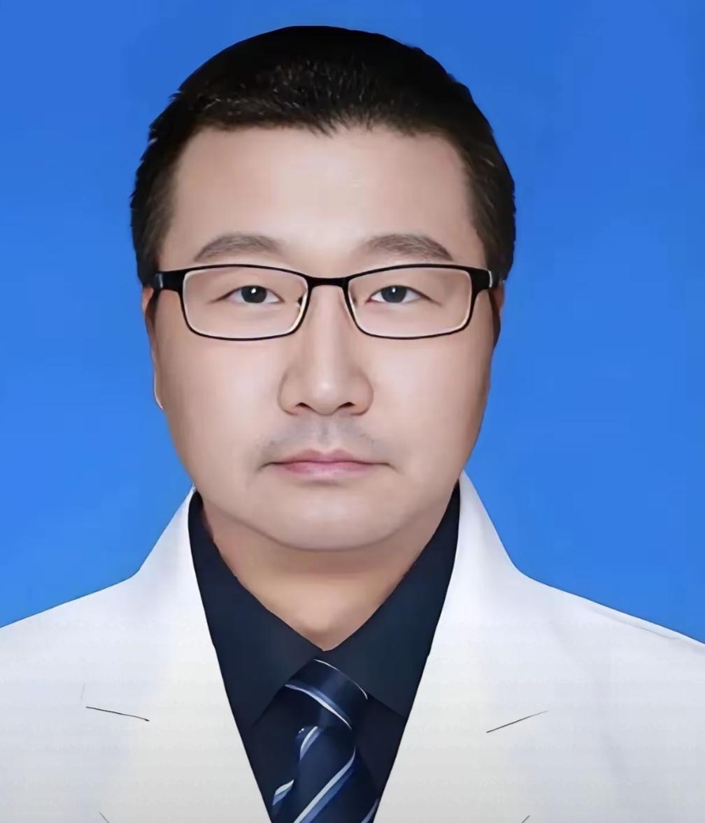 他的心得多软啊

是江苏省肿瘤医院副主任医师席玮，在医院14年，转账了50多万给