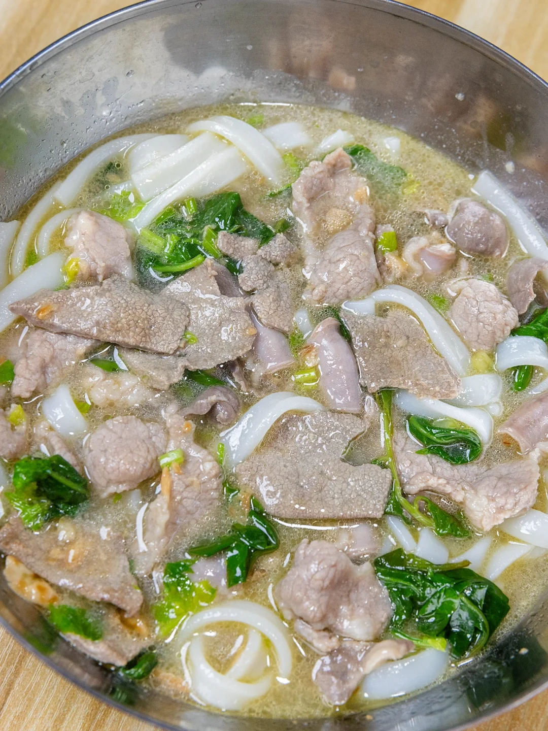 就凭这个汤粉，早餐店休想再赚我一分钱🏆