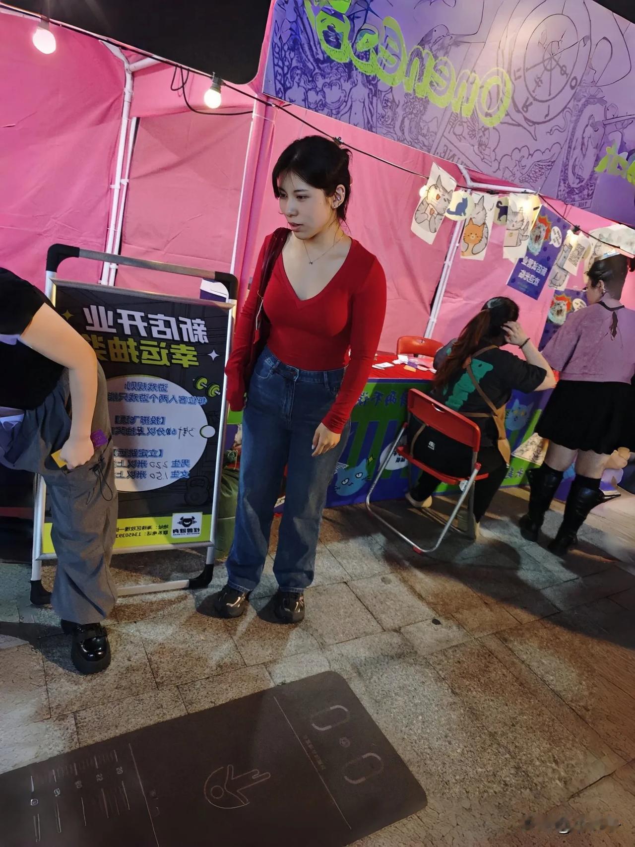 陪女朋友逛街太搞笑了