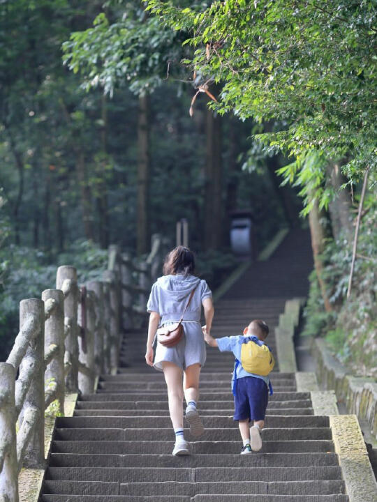 峨眉山低山区亲子徒步路线，可带宠物❗️
