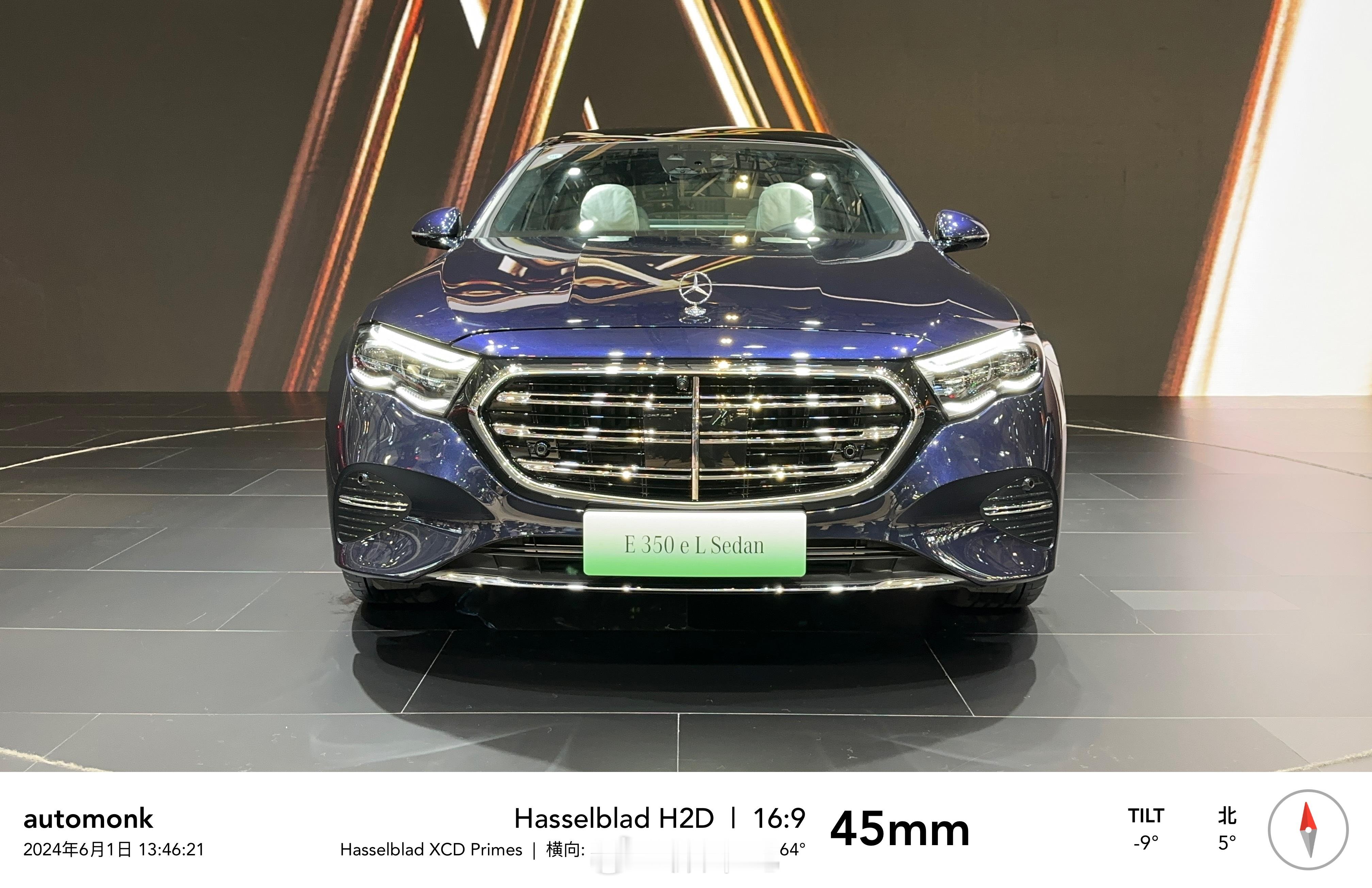 奔驰全新E350eL插电式混合动力车型发布，进一步丰富了E及产品的阵容，价格如图