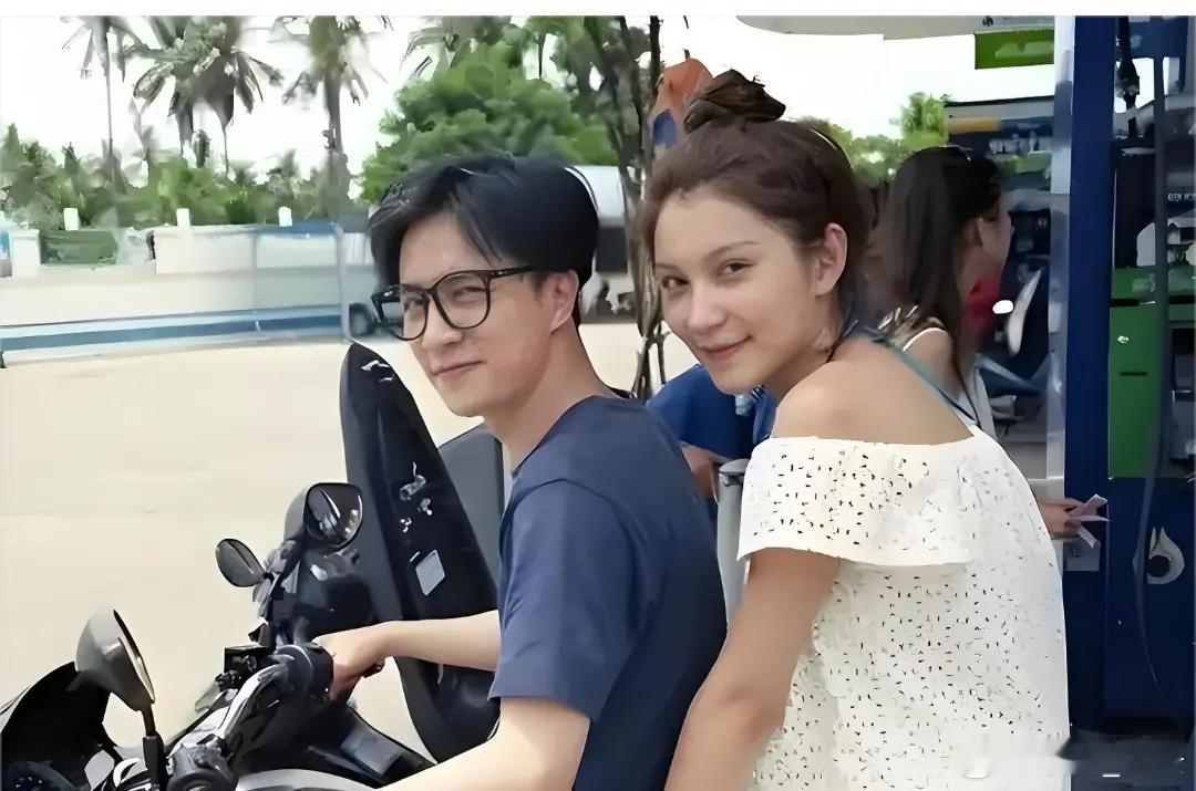 薛之谦方回应李雨桐被行拘没想到李雨桐和薛之谦十年恩怨居然是以这样的结局收场，维权