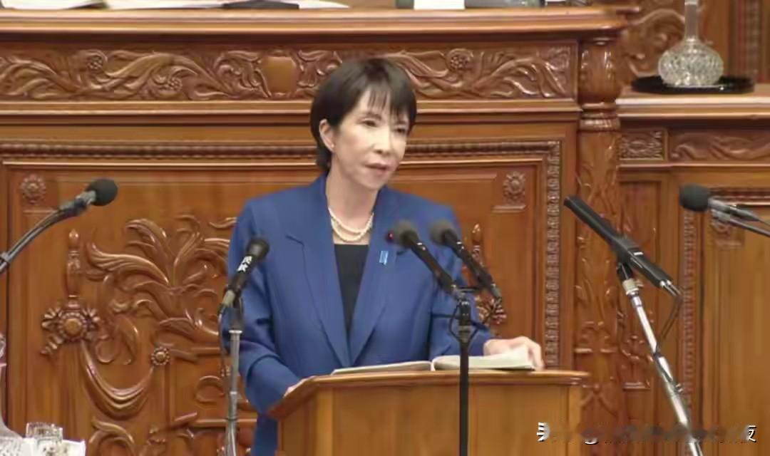 日本最新民调曝光，特朗普警告高市早苗后，日本不再信任美国？