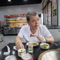 假若让我开饭店，估计早就疯了[捂脸][捂脸][捂脸]

今天早上下雨了，吃完早饭