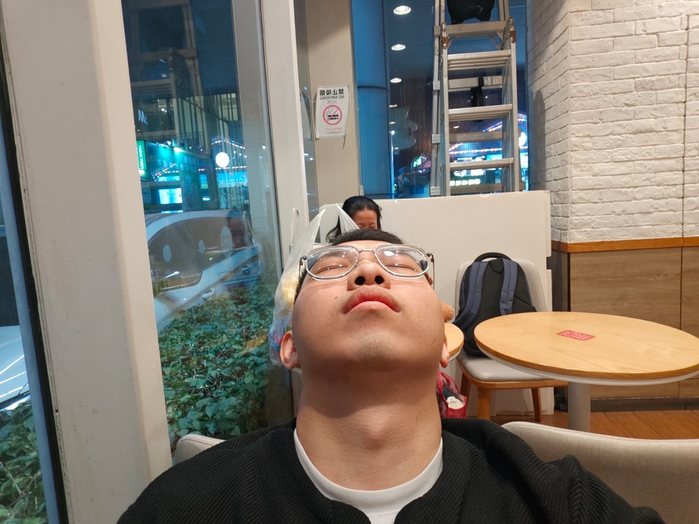 吃完日料后，现在有点爱吐，不会被传染甲流了吧 