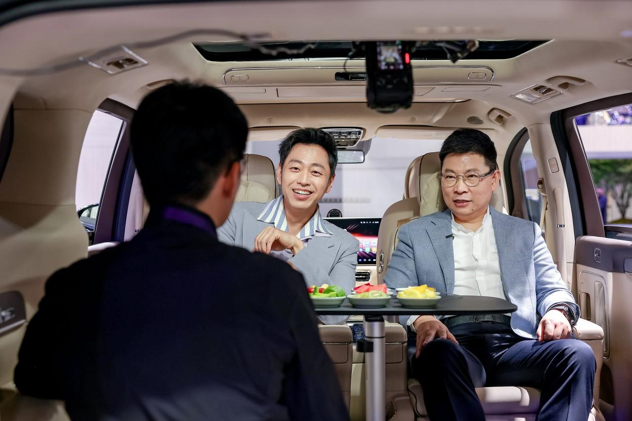 鸿蒙智行锚定规模化赛道，五界矩阵重构出行市场新格局
聚焦2026北京国际车展行业