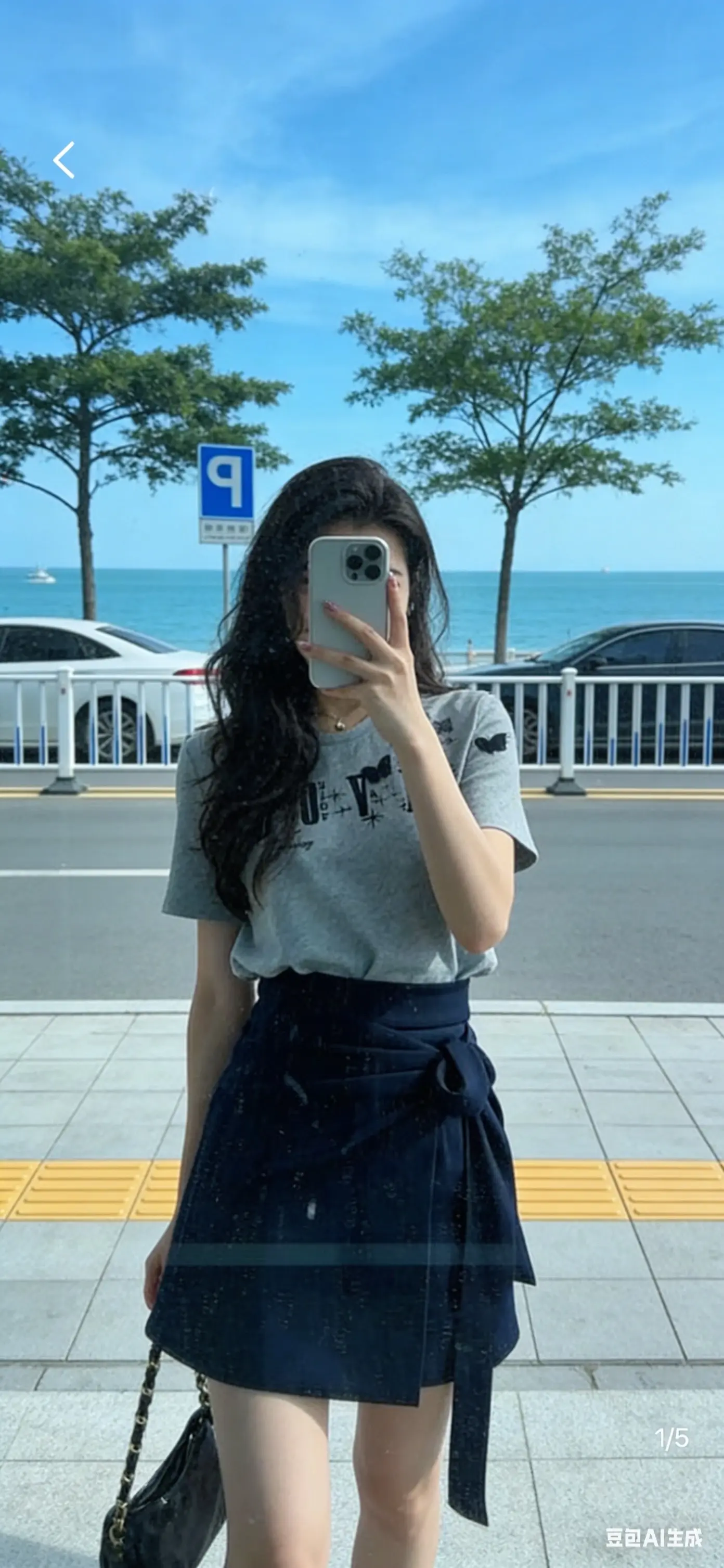 “人到中年没必要把太多人请进生命里，圈小 事少 挺好挺好…”