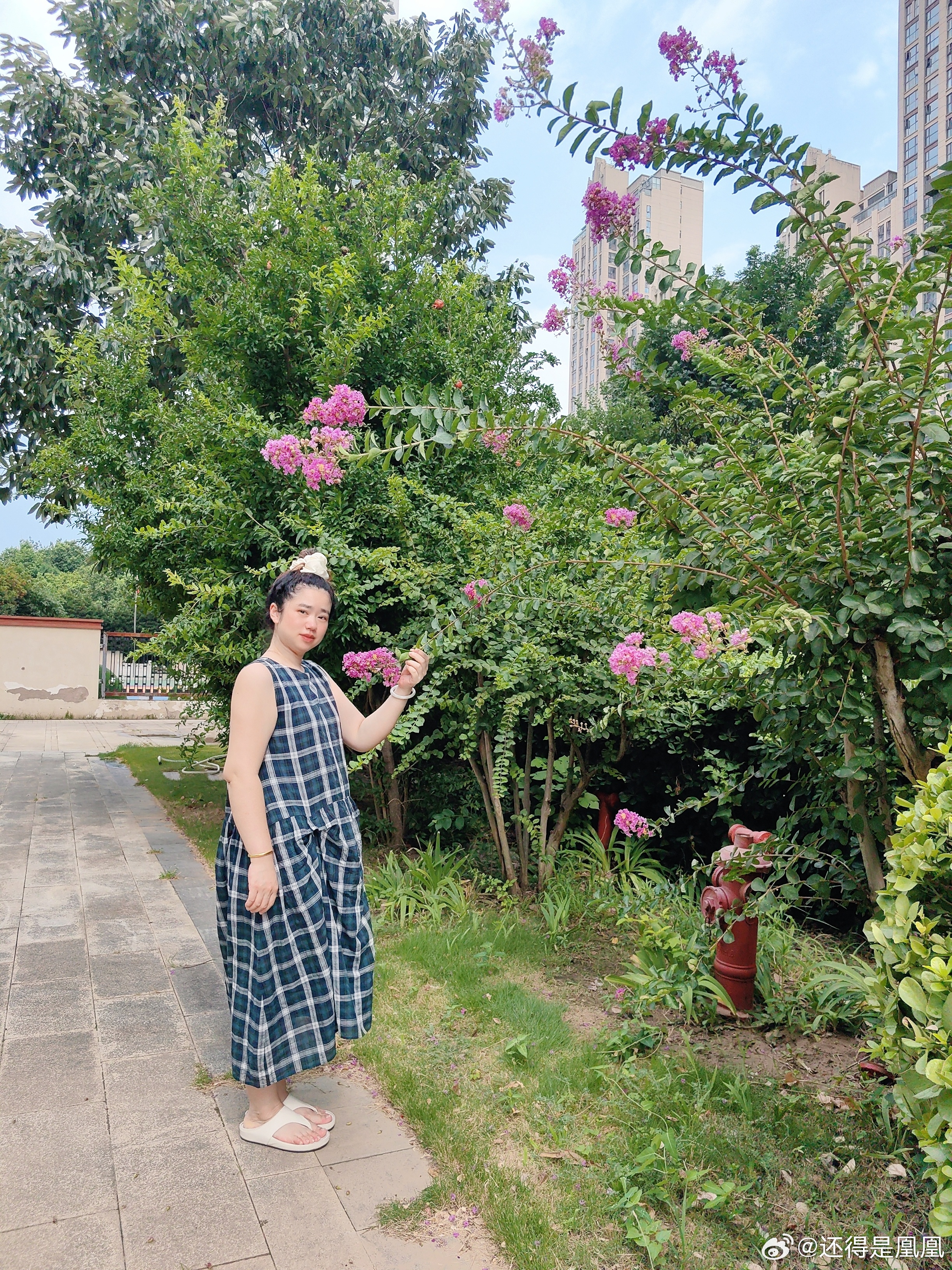 还是很肿。 漯河·昌建·东外滩