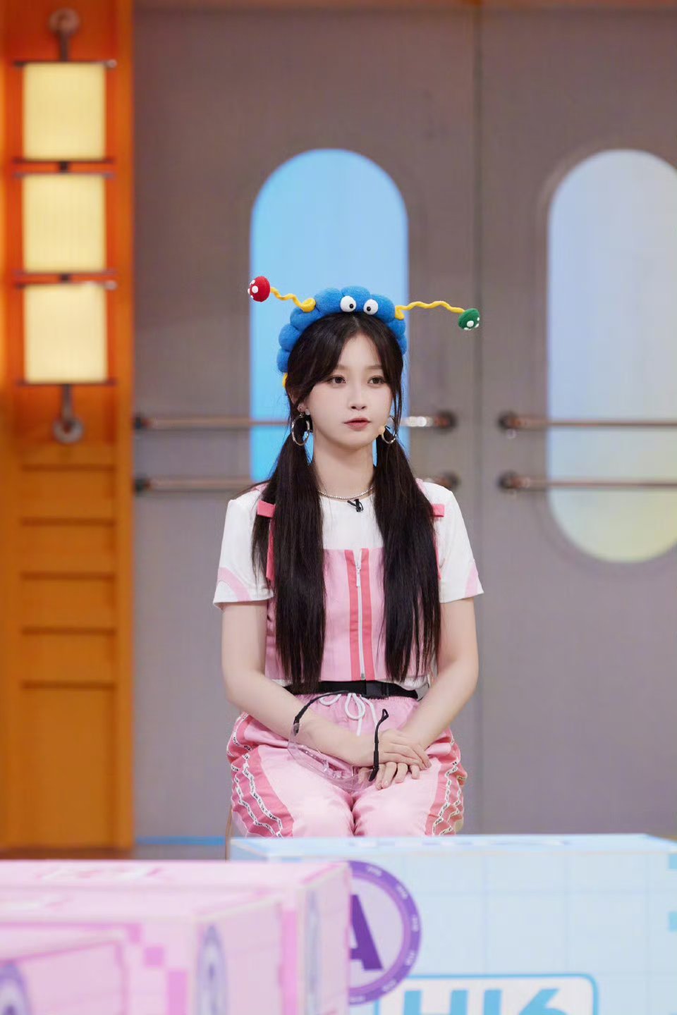 虞书欣好6造型好可爱[哇] 