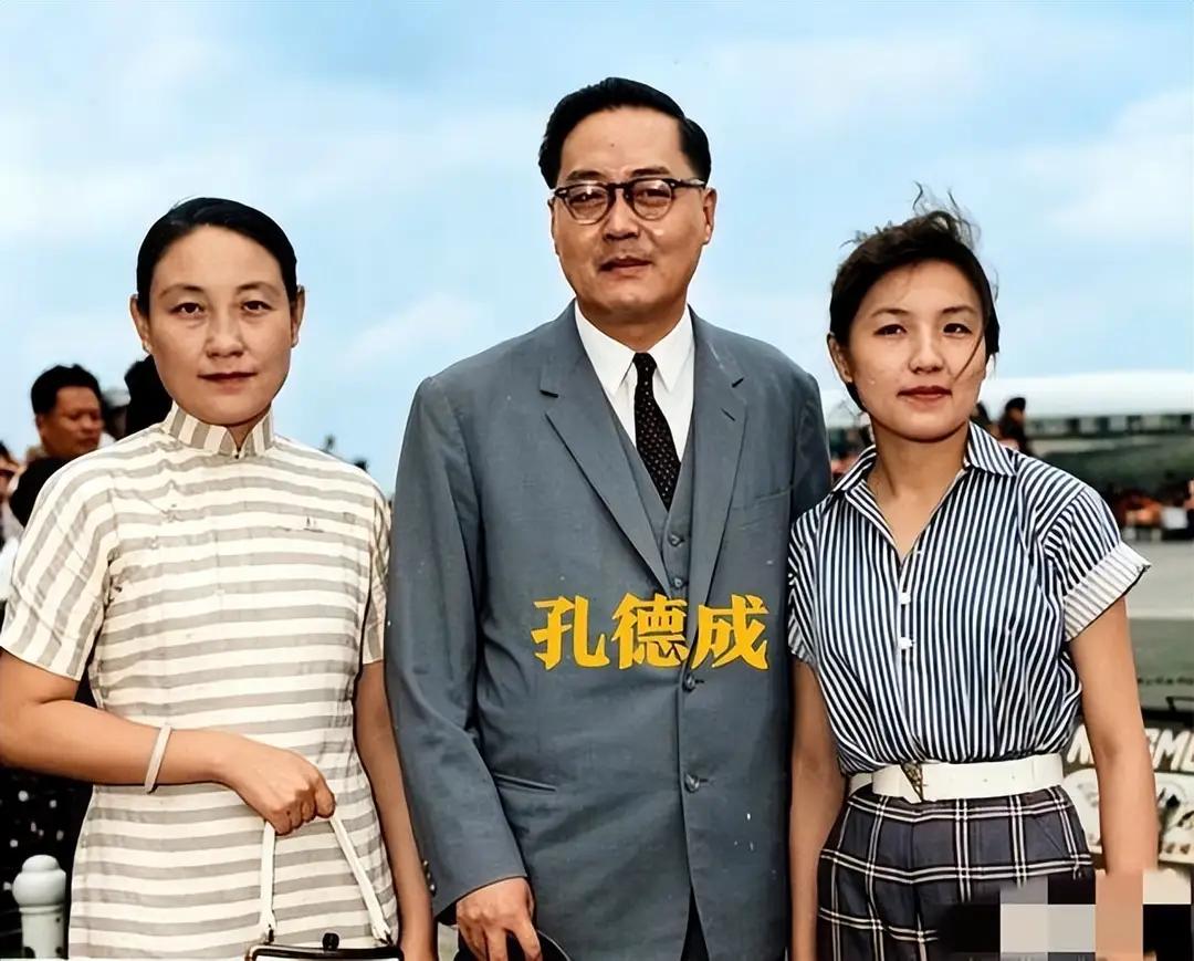 60年代，“末代衍圣公”孔德成彩色照片