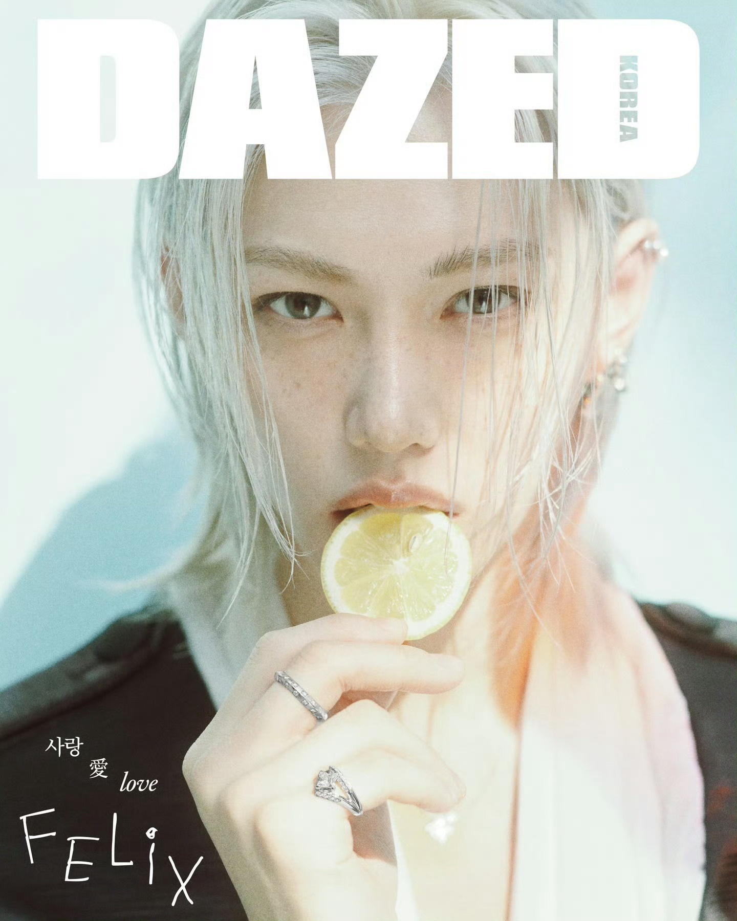 SKZ黄铉辰、李龙馥新封面释出黄铉辰：韩版ELLE四月刊封面李龙馥：《DAZED
