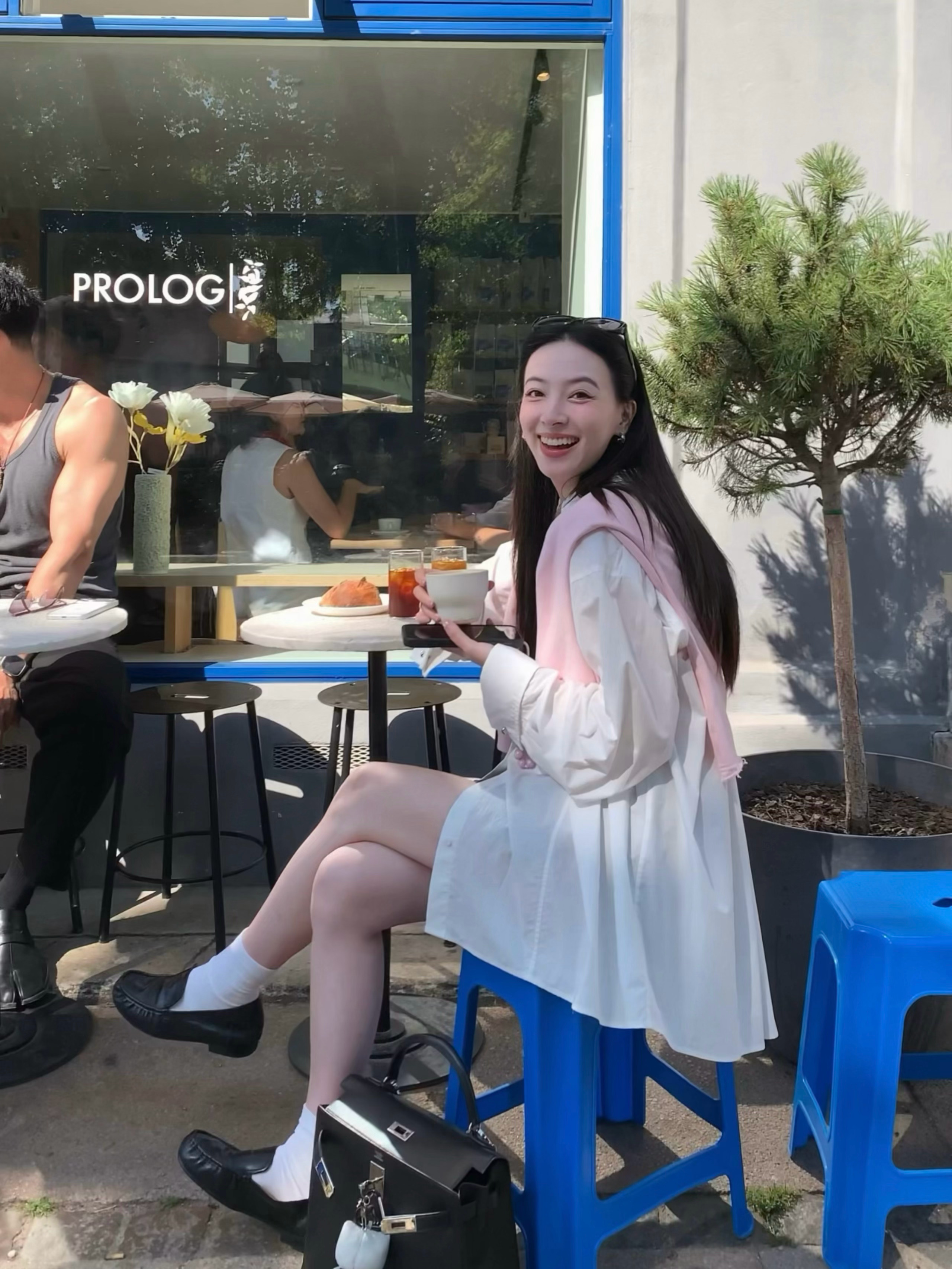 人生就是要趁热“拿铁”☕️评论300请3位小姐妹喝咖啡吧！ 