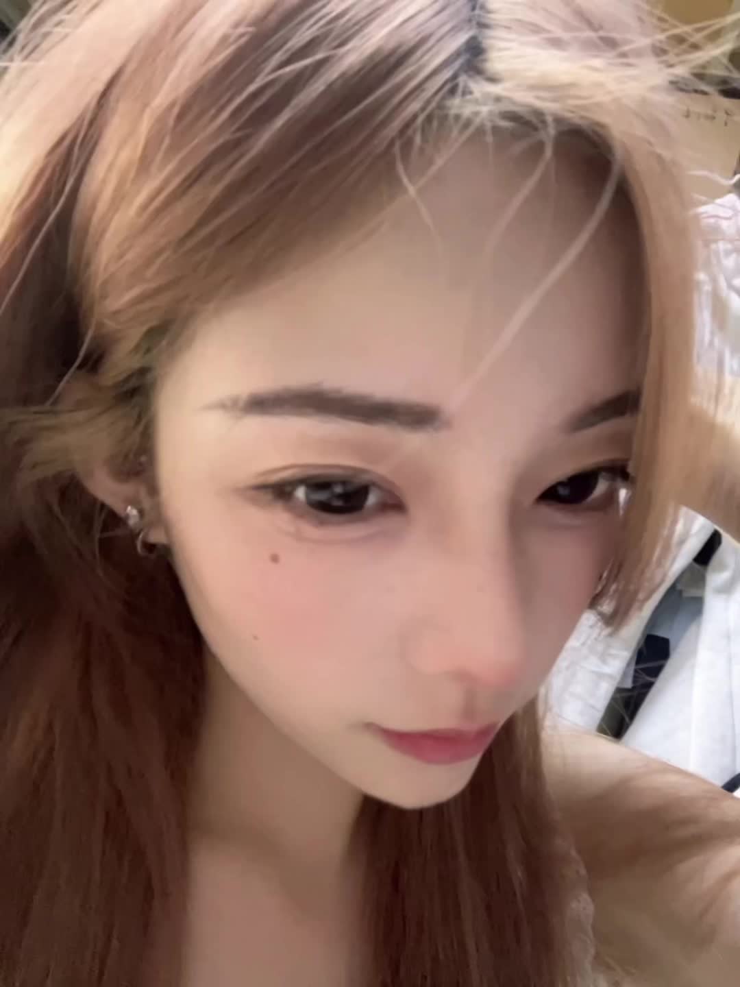 我吗，慢热又固执，总说随缘 /不同角度
