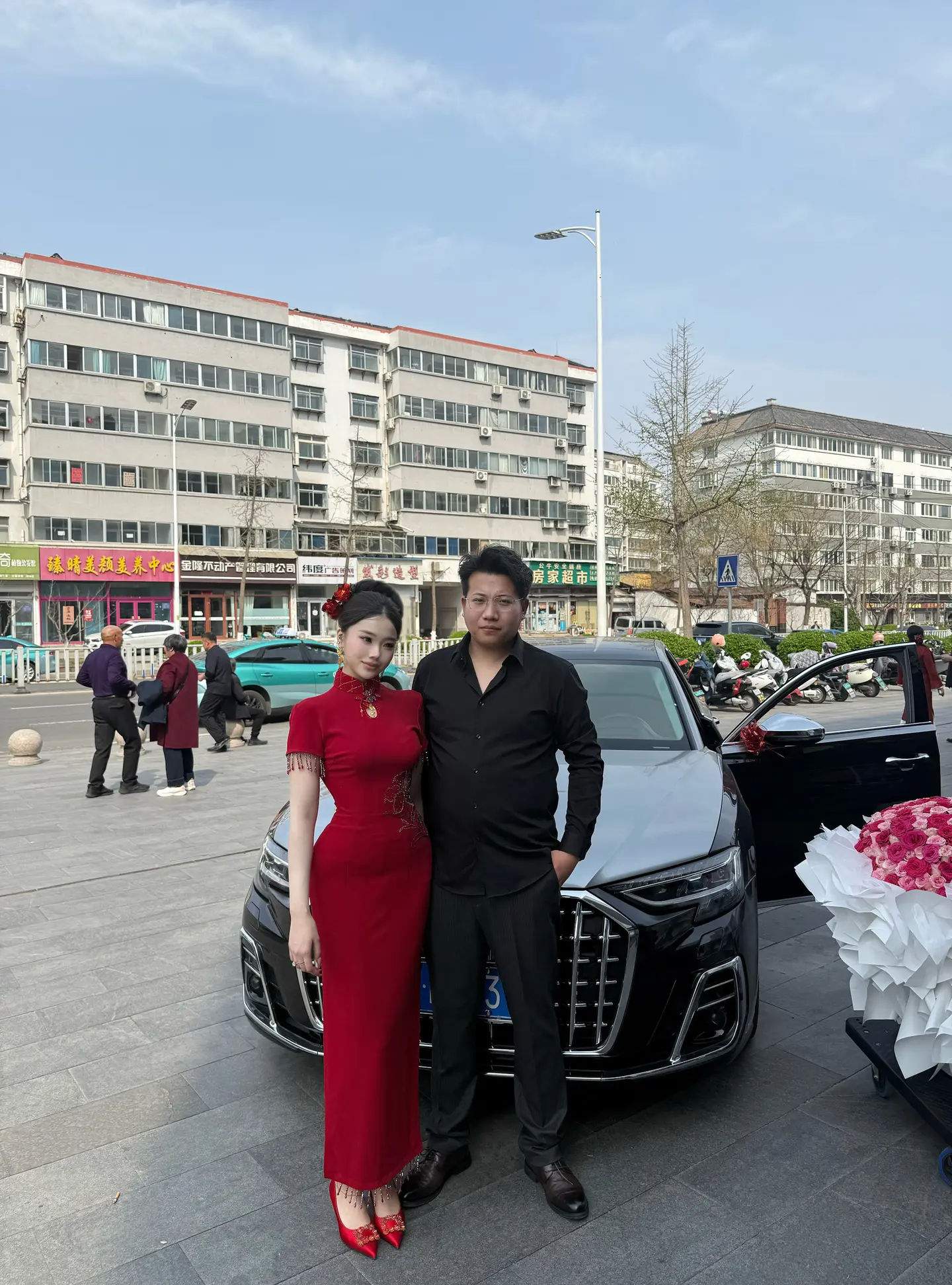 “丁力不可能卖一辈子梨，你也不可能穷一辈子”