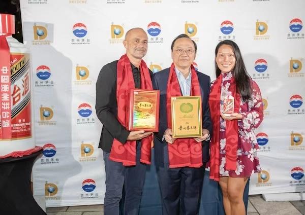 茅台飘香海外：从一杯中国白酒到世界舞台上的文化符号
“有华人的地方，就有茅台。”