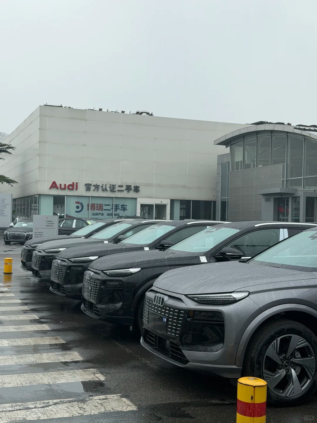 车市观察 新的奥迪Q6 erton要上市了，95度电池入门版价格27万，旧款全部