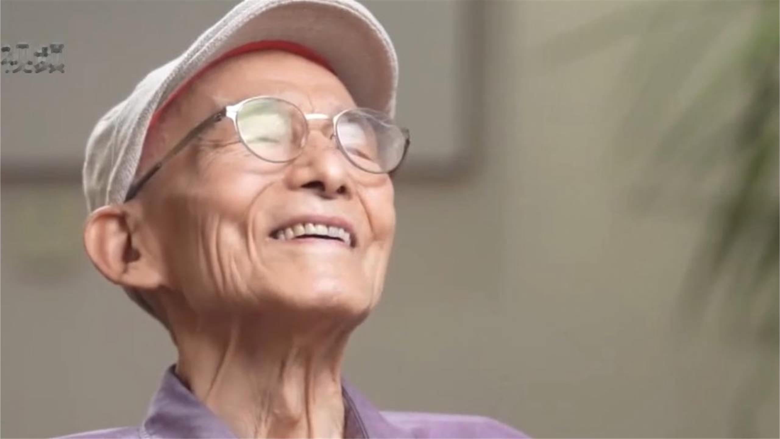 一级演员游本昌去世，一生从不耍大牌，访谈间隙不忘关心主持人身