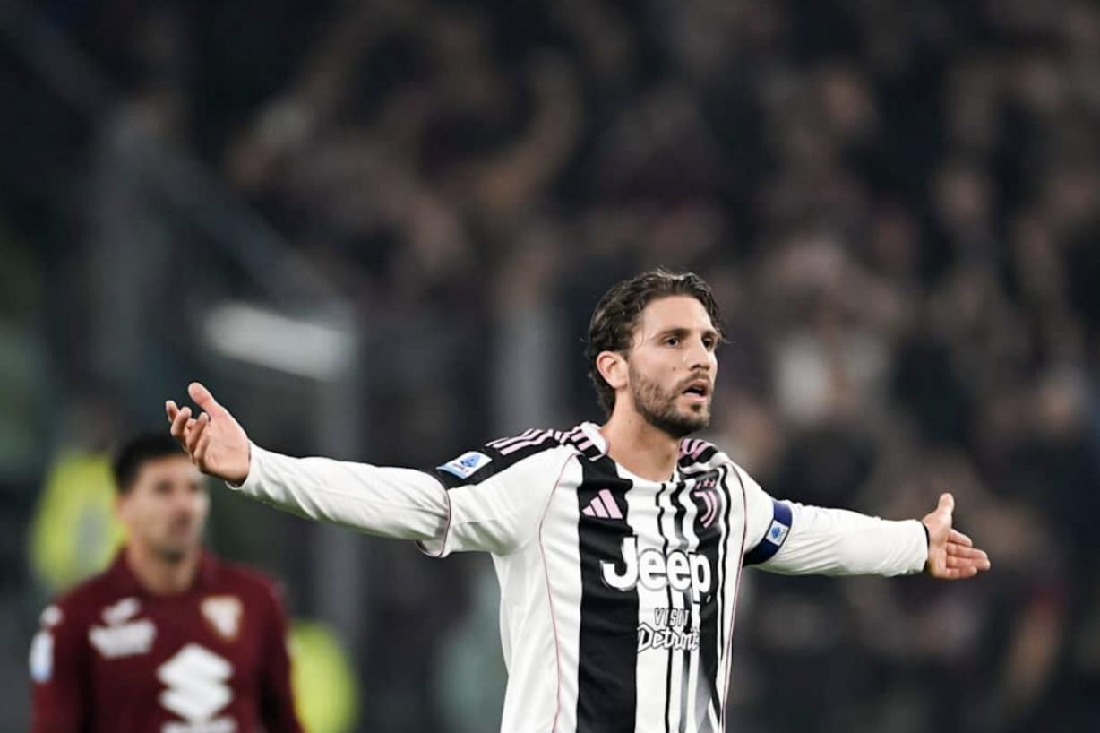 都灵德比平局收场。
虎子哥:我们缺少的是进球，创造了很多机会但我们缺乏的是终结能