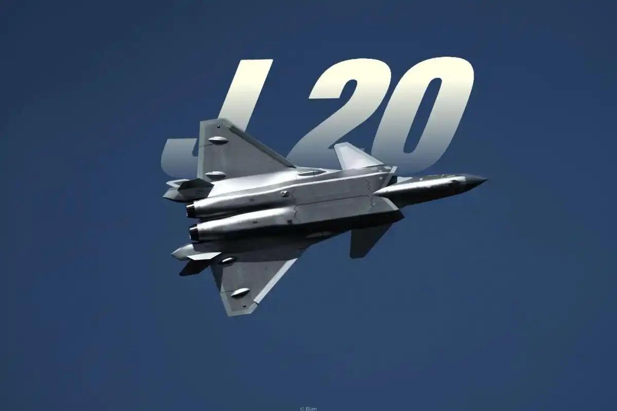 *中国2030年将装备1000架歼-20，成现役数量最多战斗机。日前，美国媒体“