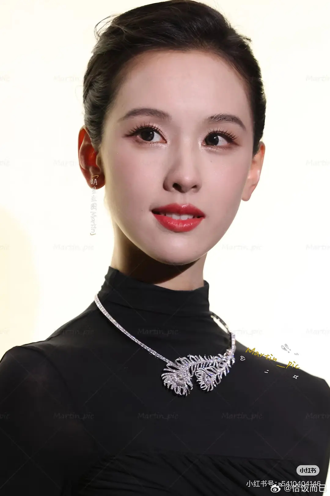 陈都灵今日活动怼脸生图状态，大光明好美呀