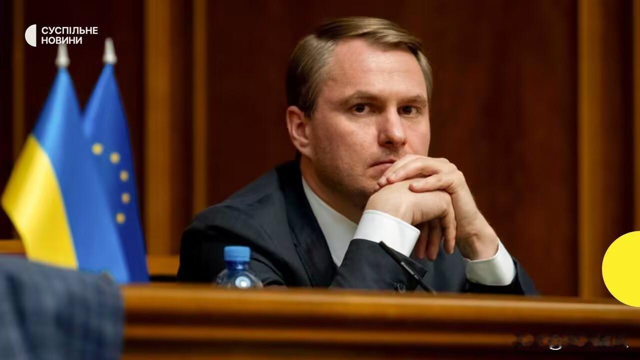 乌克兰高官下落不明。 乌克兰国家通讯社UkrSMI援引政界消息人士的话称，自昨日