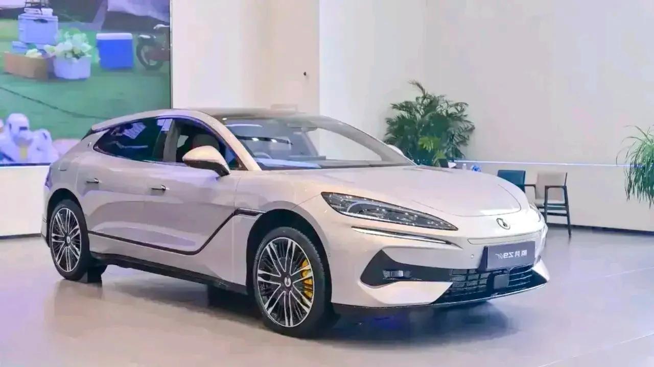 厉害了：
腾势Z9 GT、Z9开启预售后，24小时订单成功超过了同价位主流豪华轿