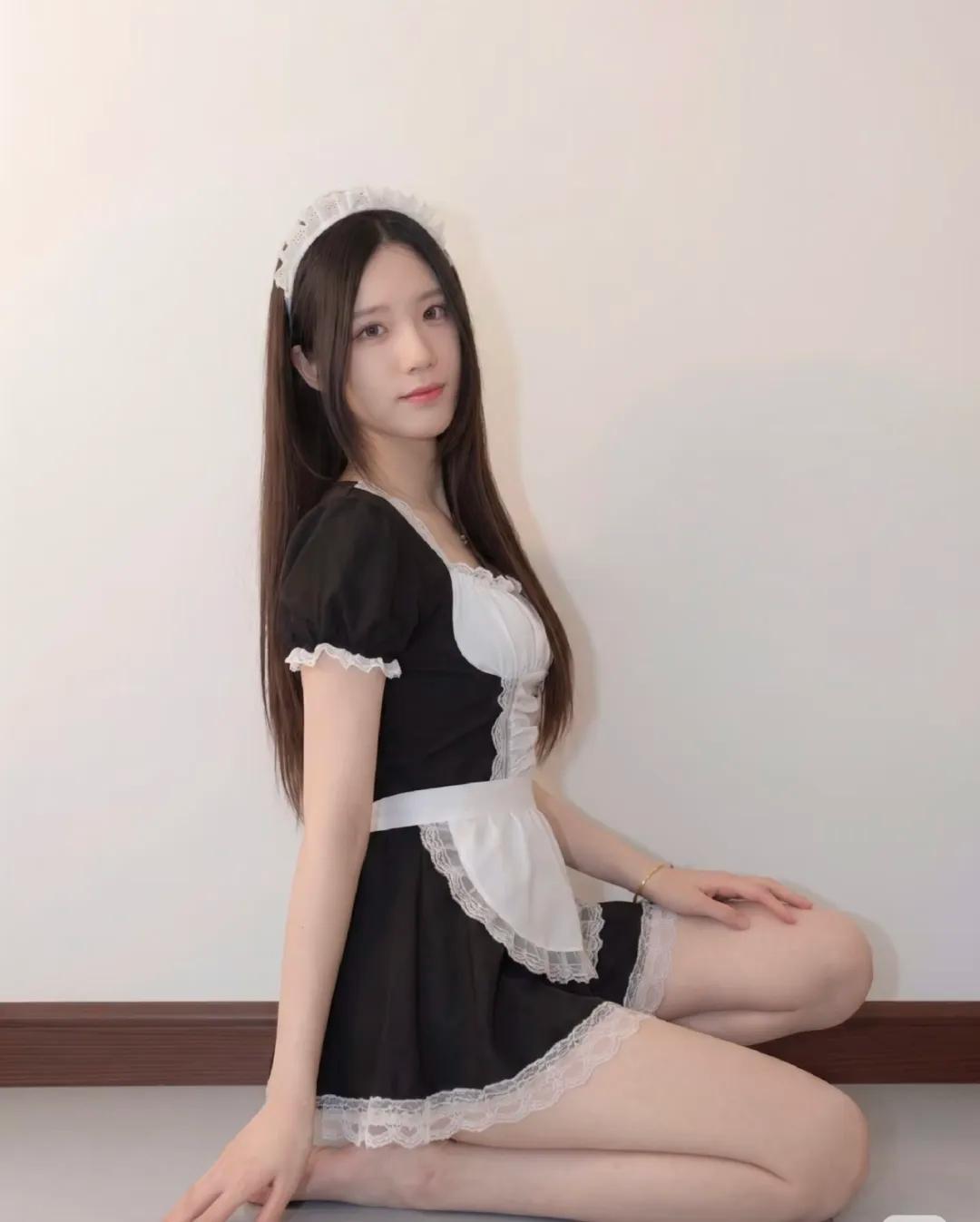 甜美女仆风，黑白色调，可爱又迷人！👗💕