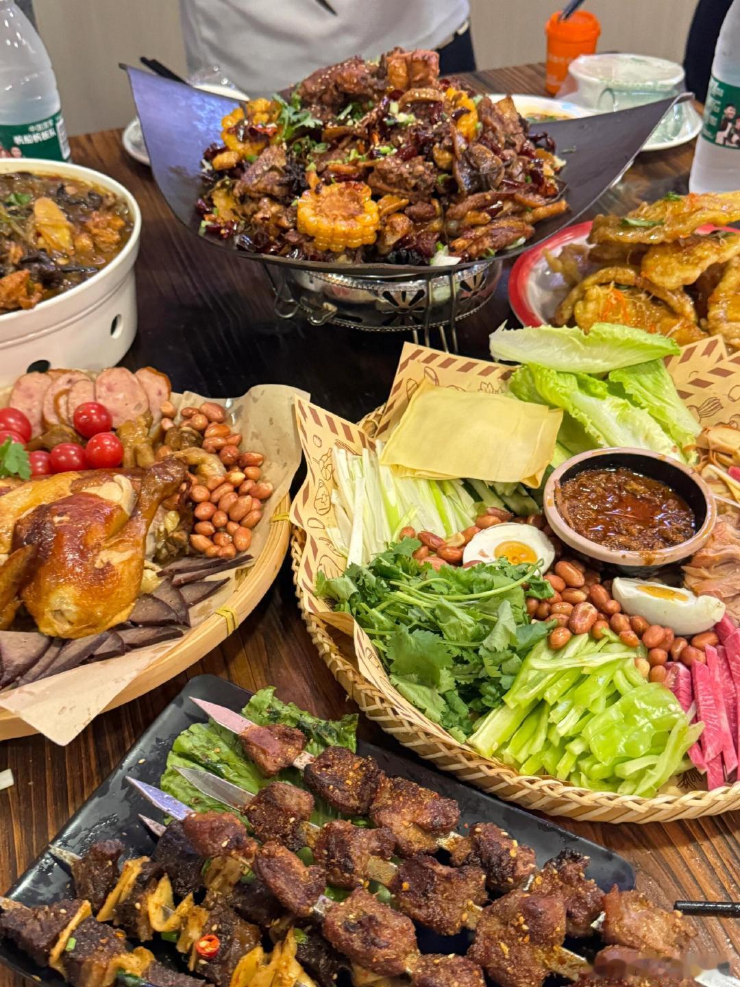 我要山要海要自由开玩笑的我要睡觉了[doge]#生活# #日常# #美食# ​​